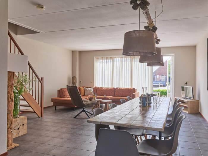Groepsaccommodatie in Hippolytushoef (Noord-Holland) voor 10 personen met 4 slaapkamers en 2 badkamers.