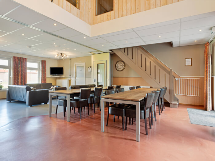 Groepsaccommodatie in Sevenum (Limburg) voor 24 personen met 8 slaapkamers en 4 badkamers.