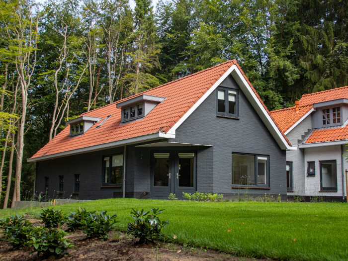 Groepsaccommodatie in Vierhouten (Gelderland) voor 10 personen met 5 slaapkamers en 2 badkamers.
