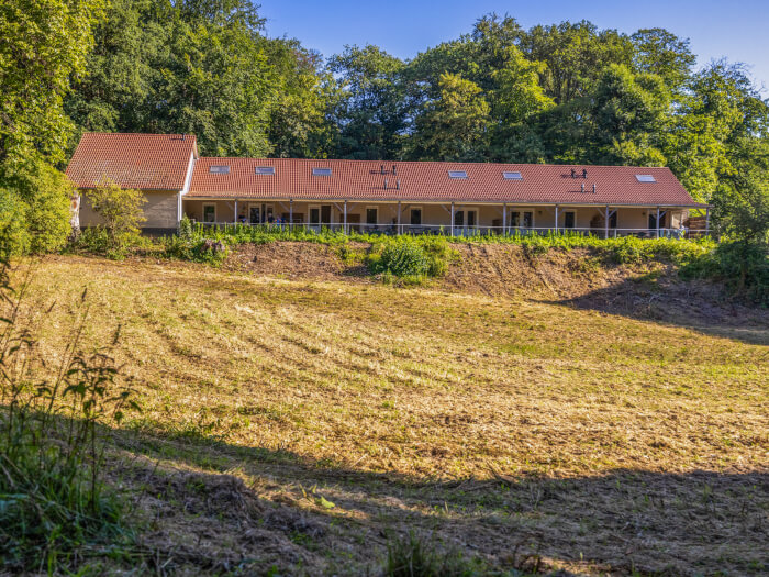 Groepsaccommodatie in Berg en Dal (Gelderland) voor 20 personen met 10 slaapkamers en 4 badkamers.