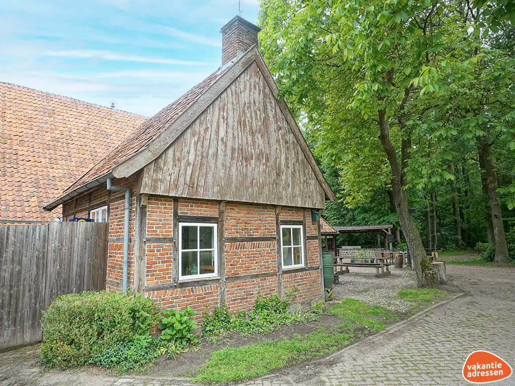Groepsaccommodatie in Rossum (Overijssel) voor 4 personen met 1 slaapkamers en 1 badkamers.