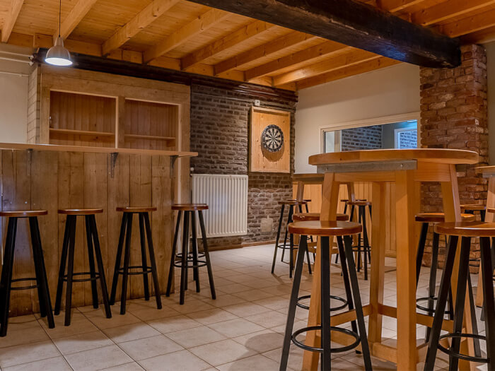 Groepsaccommodatie in Posterholt (Limburg) voor 40 personen met 10 slaapkamers en 6 badkamers.