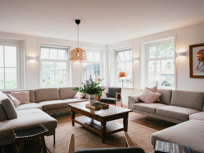 Groepsaccommodatie in Grootschermer (Noord-Holland) voor 15 personen met 7 slaapkamers en 7 badkamers.