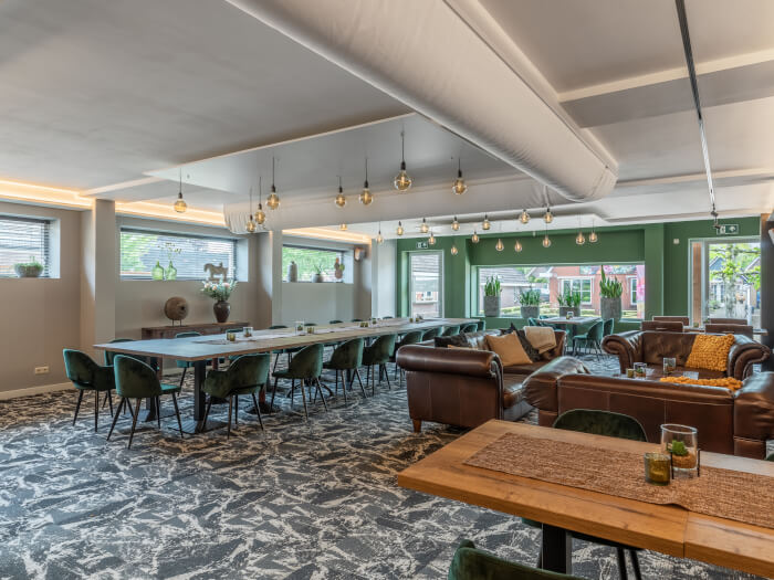 Groepsaccommodatie in Ruinen (Drenthe) voor 20 personen met 10 slaapkamers en 10 badkamers.