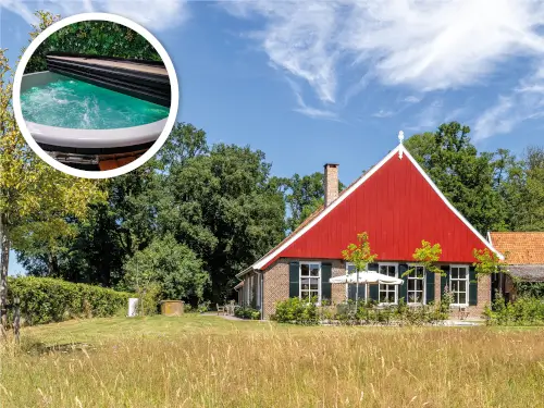 Gerestaureerde boerderij met authentieke elementen