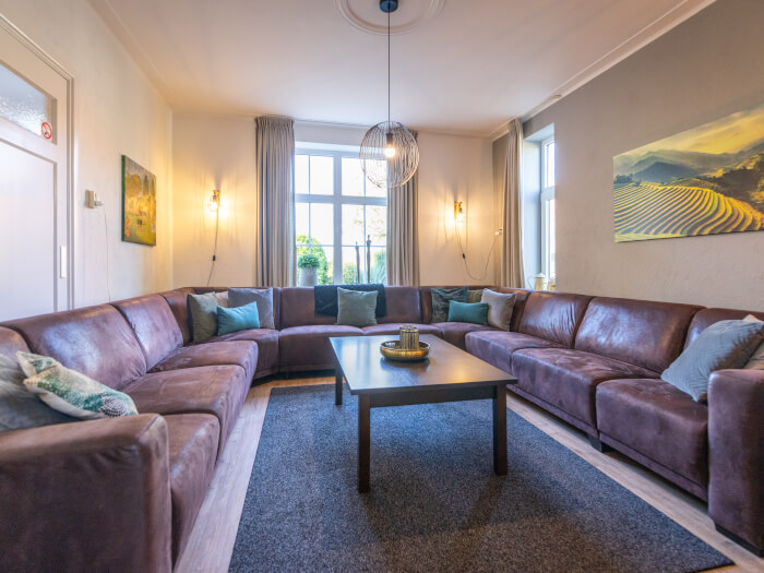 Groepsaccommodatie in Wellerlooi (Limburg) voor 10 personen met 5 slaapkamers en 3 badkamers.