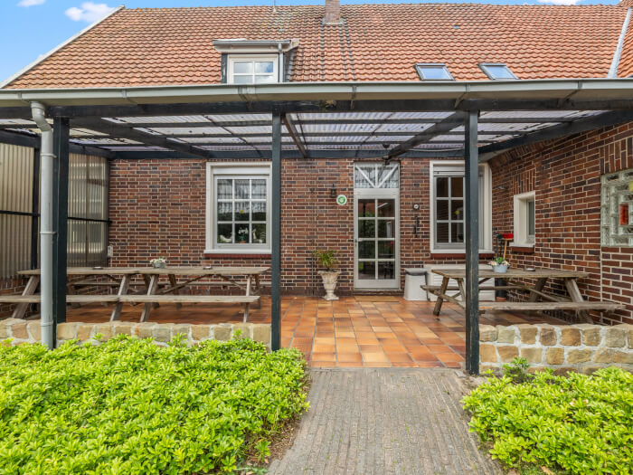 Groepsaccommodatie in Wielen (Overijssel) voor 20 personen met 6 slaapkamers en 2 badkamers.