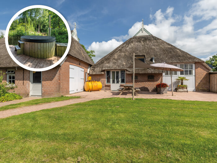 Groepsaccommodatie in Twijzelerheide (Friesland) voor 20 personen met 10 slaapkamers en 7 badkamers.