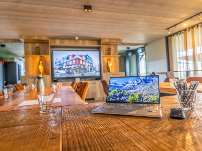 Groepsaccommodatie in Bergeijk (Noord-Brabant) voor 50 personen met 23 slaapkamers en 17 badkamers.